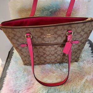 Brand new coach purse